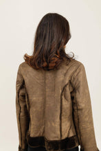Afbeelding in Gallery-weergave laden, CHOKLATE PARIS - Suede leather &amp; faux fur coat - 89A123: Choco / 1S-2M-2L-1XL

