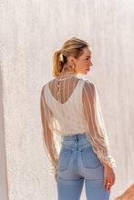 Afbeelding in Gallery-weergave laden, CHOKLATE PARIS - Polka dot lace blouse - CK08375: Ecru/Blanc / 1S-1M-1L
