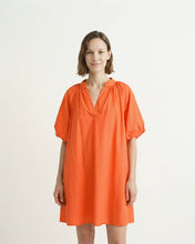 Afbeelding in Gallery-weergave laden, Cécile Wang - Loose V-neck dress with puff sleeves DB14485: Sky Blue
