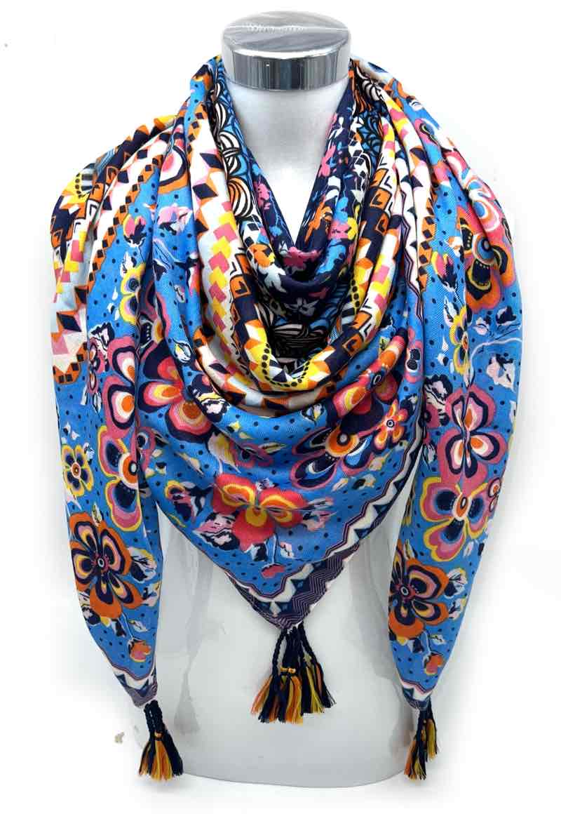 LINETA - Large square tassel scarf 46735-26: Water green