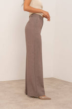 Afbeelding in Gallery-weergave laden, Attentif Paris - [Aura] Wide high-waisted tailored long pants: Brown / Sx1 Mx1 Lx1 XLx1

