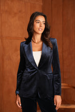 Afbeelding in Gallery-weergave laden, CHOKLATE PARIS - Ganny tailored jacket in velvet, single-button - V26115: Choco / 1S-1M-1L-1XL
