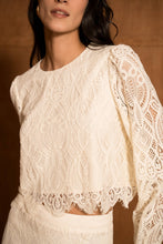 Afbeelding in Gallery-weergave laden, CHOKLATE PARIS - Guipure Lace Top Garance - 81025-1: Ecru / 1S-1M-1L
