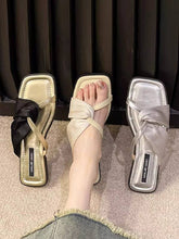 Afbeelding in Gallery-weergave laden, UZ Wholesale Store - Pleated Split-Joint Square-Toe Sandals Slippers: GOLD / 37
