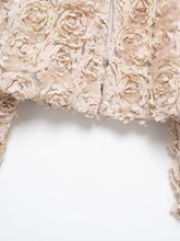 Afbeelding in Gallery-weergave laden, DE VAVE - Floral Cropped Jacket: BEIGE
