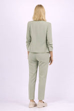 Afbeelding in Gallery-weergave laden, Afinity - ✨ Women's blazer – Modern elegance A6077 GREEN: Green / Standard
