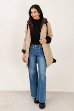Afbeelding in Gallery-weergave laden, Attrait Paris - Long hooded parka, reversible fur (Copy): Beige
