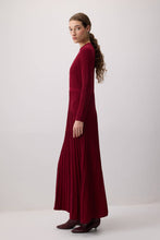 Afbeelding in Gallery-weergave laden, Touché Privé EU - KNITWEAR DRESS: Burgundy / Standart
