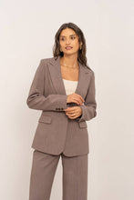 Afbeelding in Gallery-weergave laden, Attentif Paris - [Aura] Women&#39;s fitted blazer: Brown / Sx1 Mx1 Lx1 XLx1
