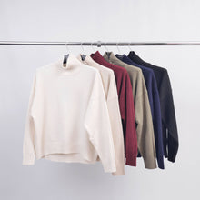 Afbeelding in Gallery-weergave laden, Cecile Wang - HY86038 turtleneck sweater: Bordeaux
