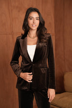 Afbeelding in Gallery-weergave laden, CHOKLATE PARIS - Ganny tailored jacket in velvet, single-button - V26115: Choco / 1S-1M-1L-1XL
