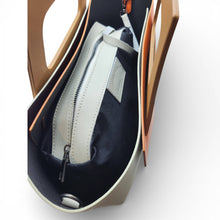 Afbeelding in Gallery-weergave laden, ZEEN - CARLA B leather bag - Made in Italy
