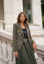 Afbeelding in Gallery-weergave laden, Attentif Paris - Fitted double-breasted blazer
