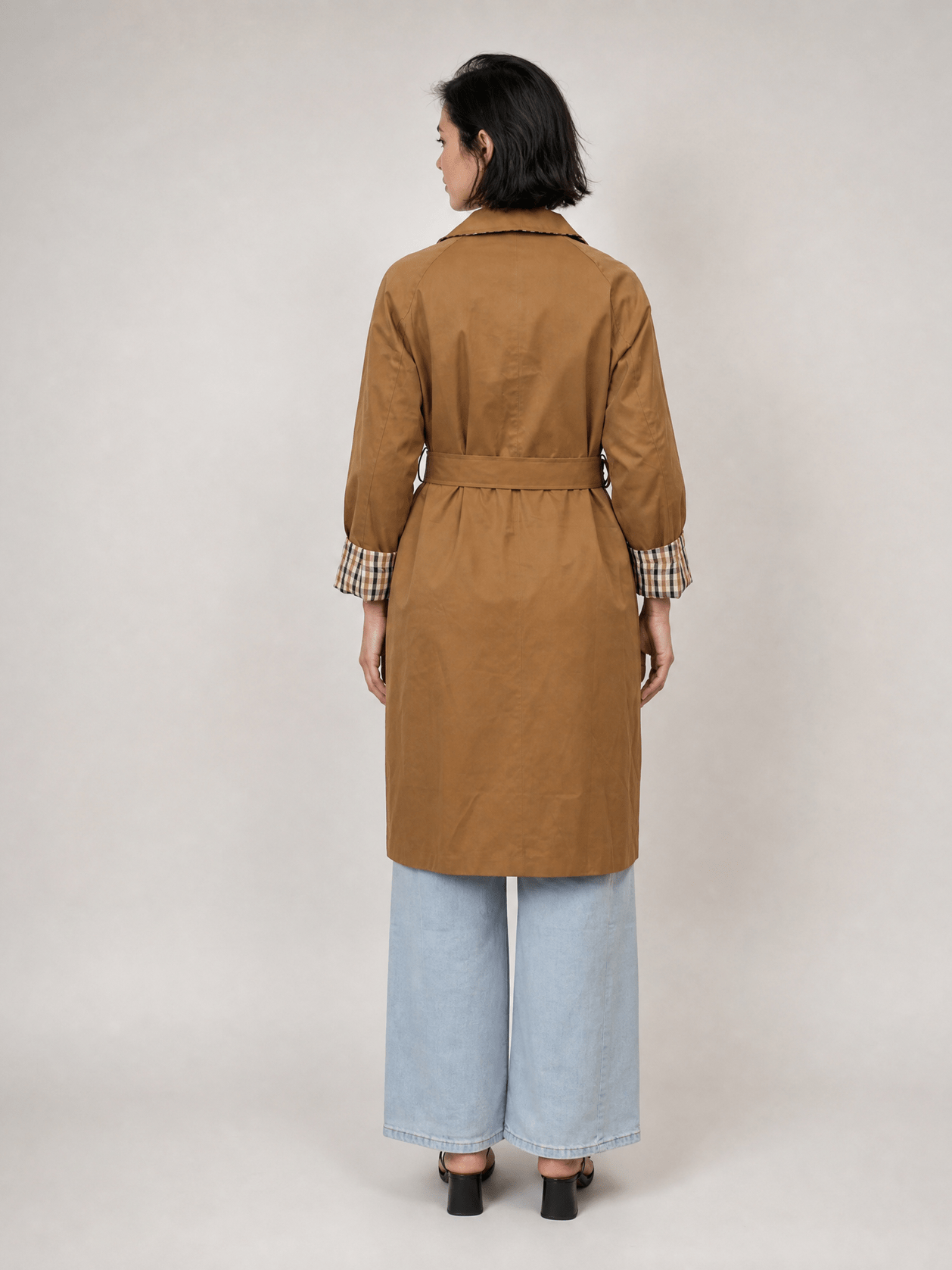 Cécile Wang - Belted trench coat with lapels and checked details CVASH5007: CAMEL