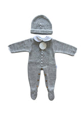 Afbeelding in Gallery-weergave laden, Cotton Socks - CT108 TRICOT JUMPSUIT SET W/ HAT AUTUMN/WINTER: Crude/Sand / 1/3 Months
