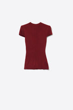 Afbeelding in Gallery-weergave laden, Q2 Free Duties for US &amp; UK - Knitted Rib Featherweight Tuckable sweater in Burgundy: RED / M
